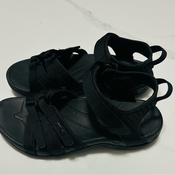 Teva Nike Black Strappy Sandals - Picture 4 of 6